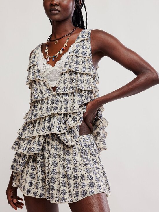 Free People Dresses & Skirts - FREE PEOPLE Ruffle Me Up Set / Shell Combo